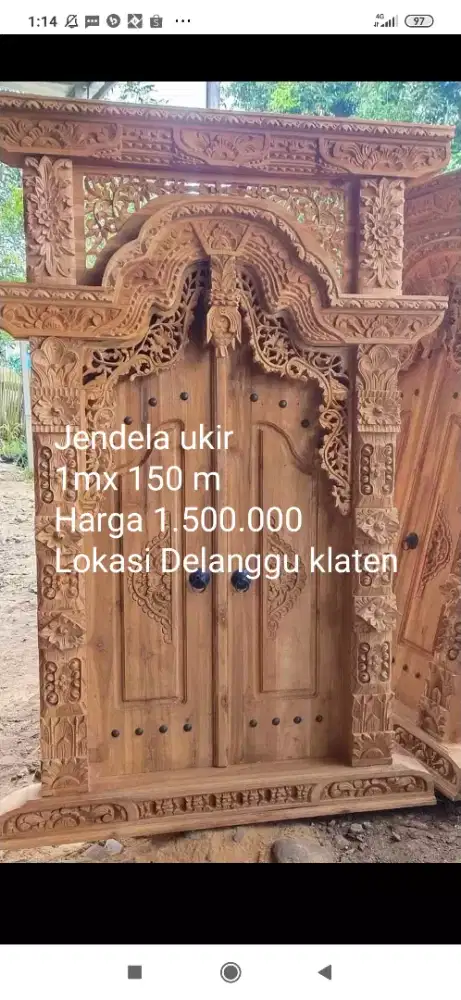 Gebyok jendela ukir