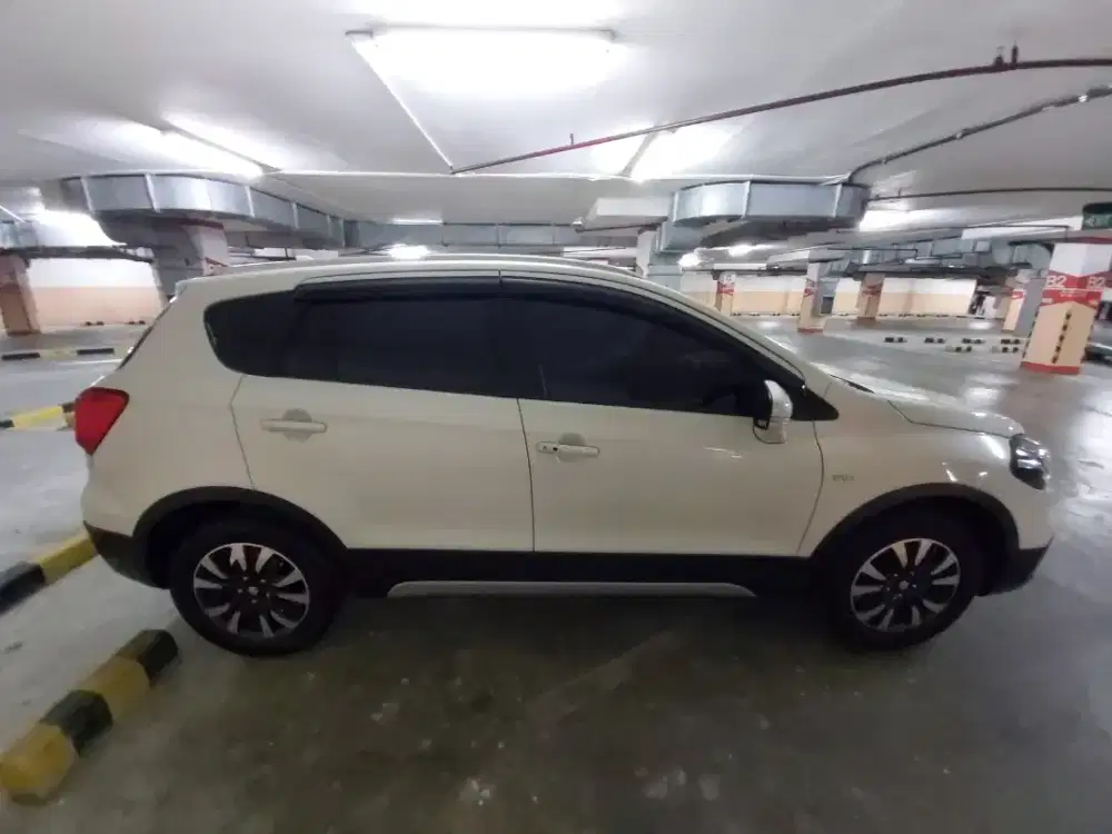 Di jual mobil suzuki s cross tahun 2019 Nik 2018