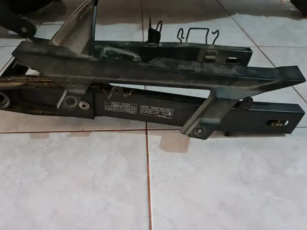 Arm + cover rantai ninja 250 fi tahun 2013