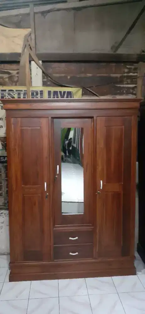 Jual lemari jati