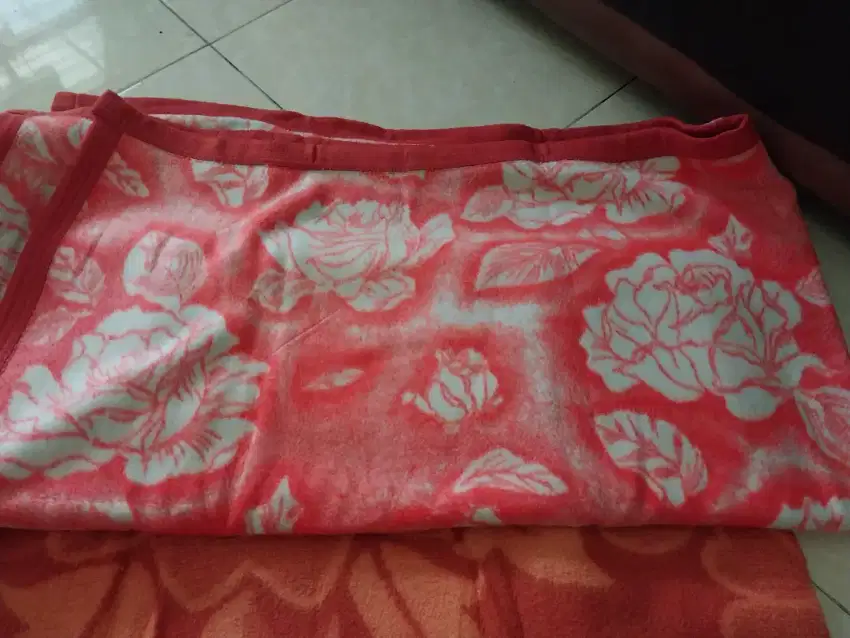 Selimut 2 x 2 meter