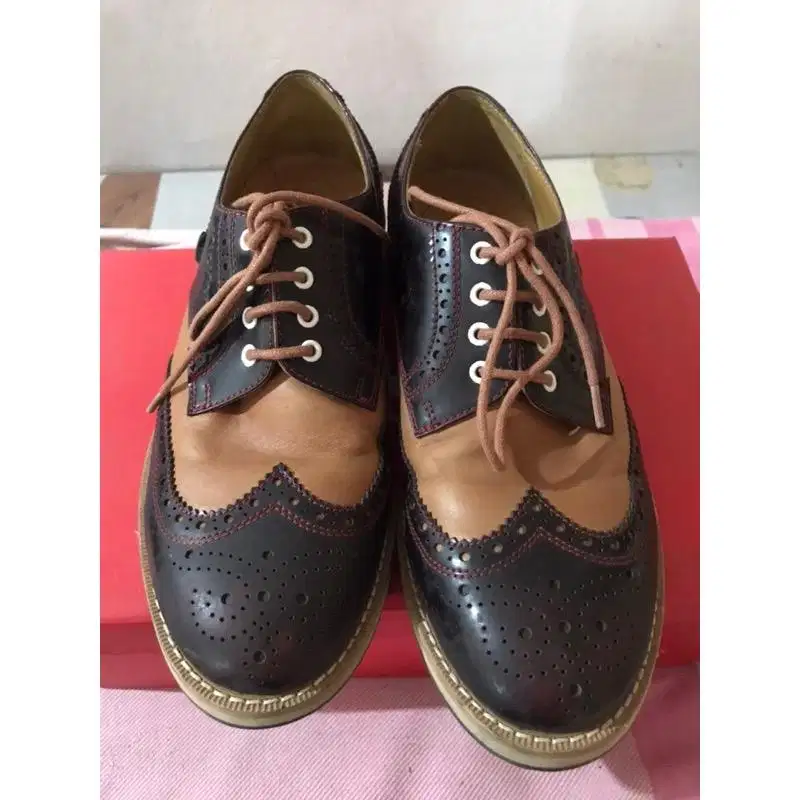 Sepatu pria formal brogue oxford kickers like new sepatu kondangan