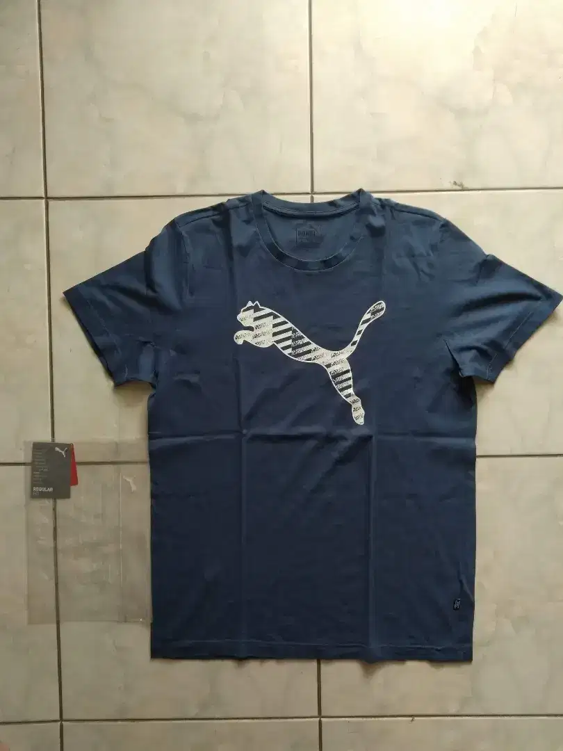 Kaos Puma Navy Brand Logo Tee ORIGINAL size M Full Tag Belum Dipakai