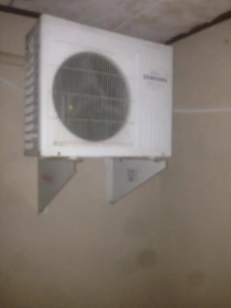 di beli AC BEKAS RUSAK/ROSOK