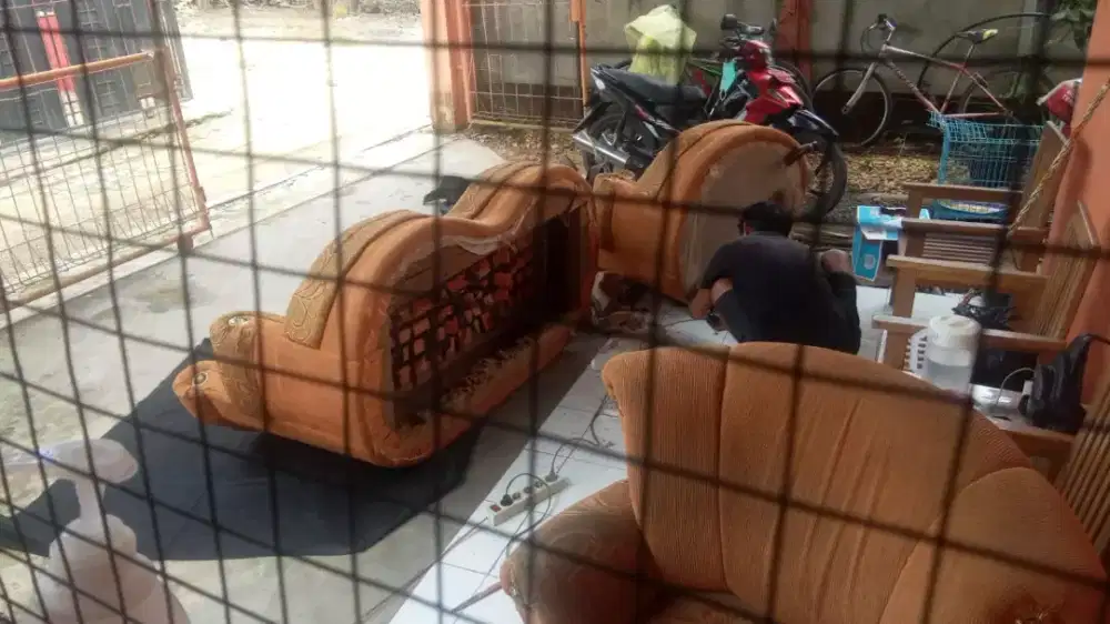 Mebel.terima pesanan.meolah sofa dan perbaikan sofa/kursi jok,sejenisx