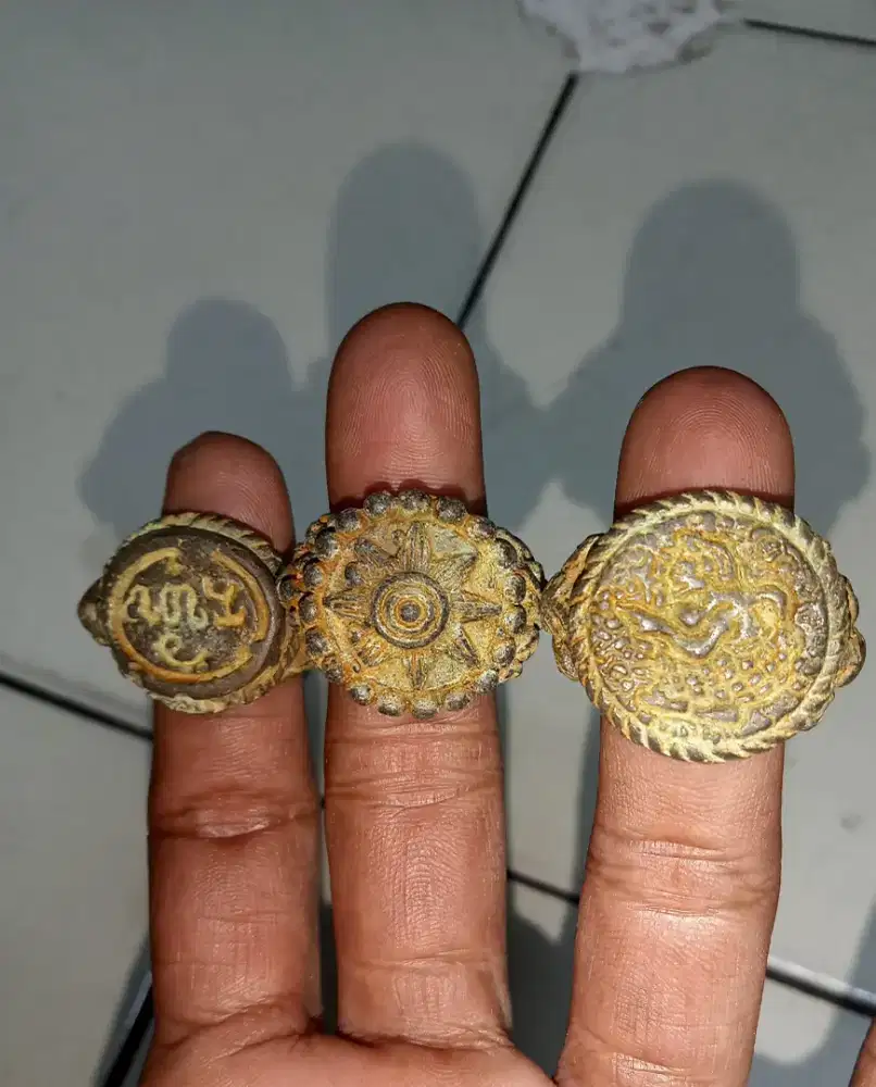 Cincin kuno era Majapahit