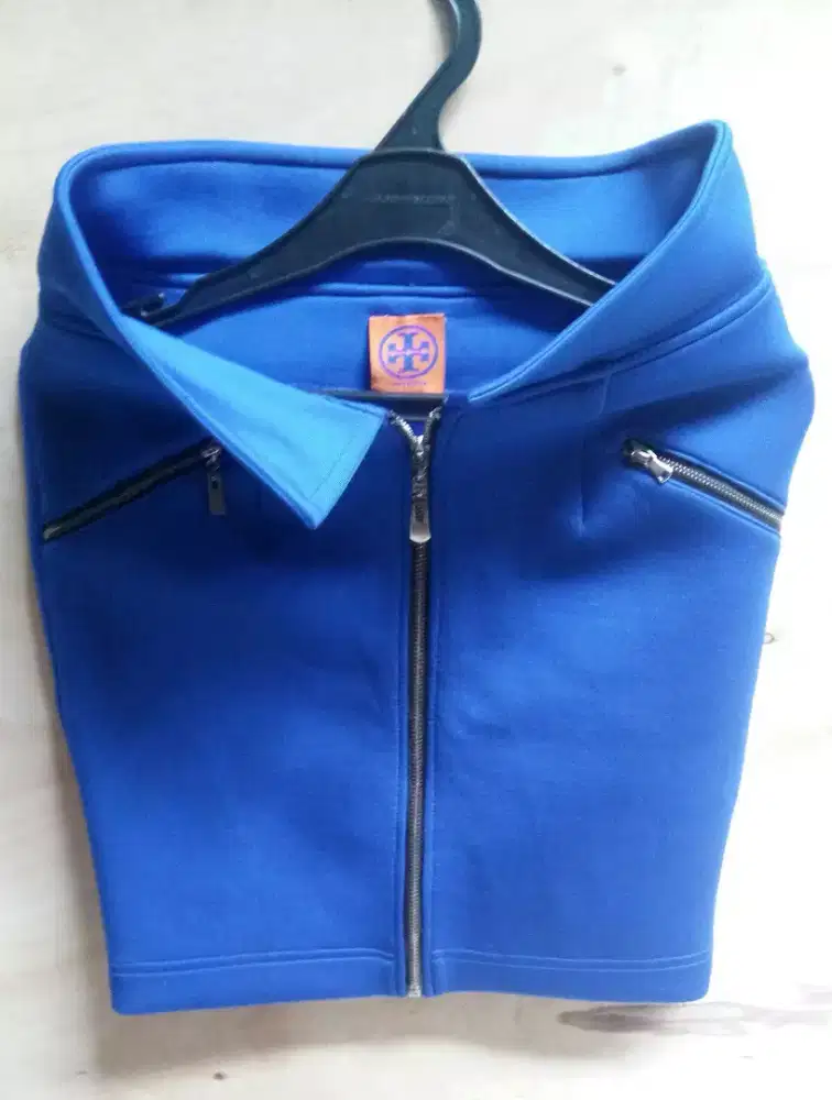 Rok span street Torry Burch original , ukuran S .