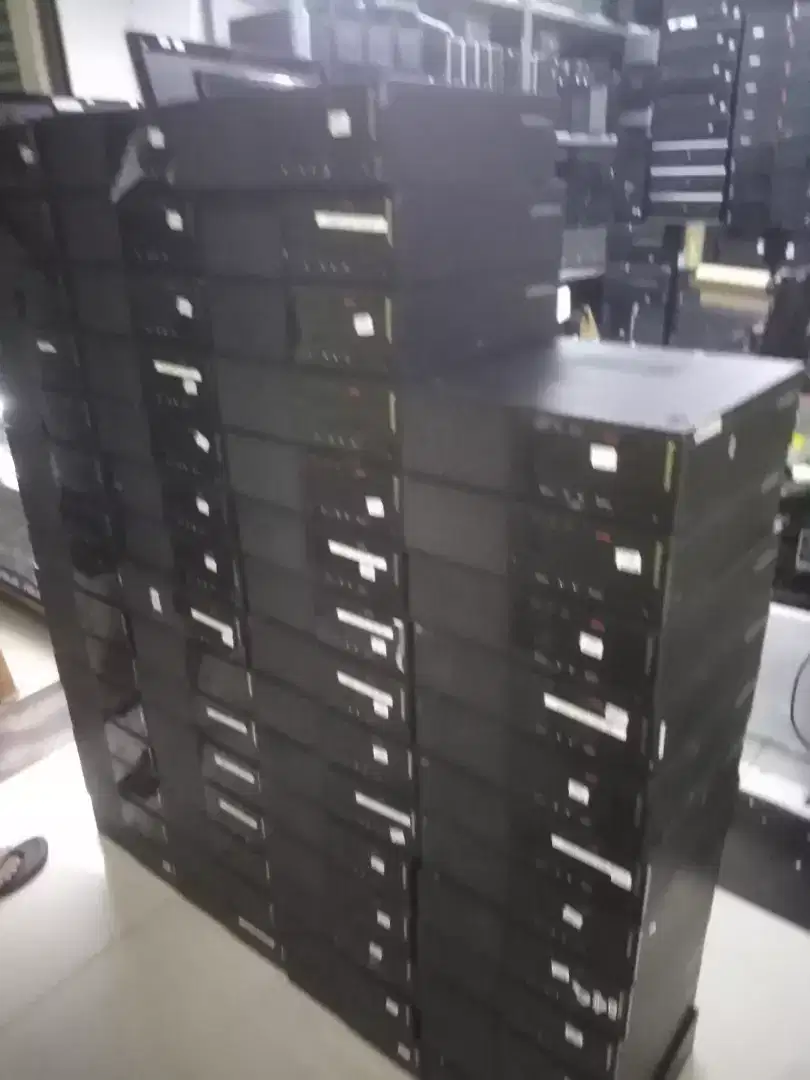 Terima borongan lelangan kantor warnet dan pribadi computer laptop