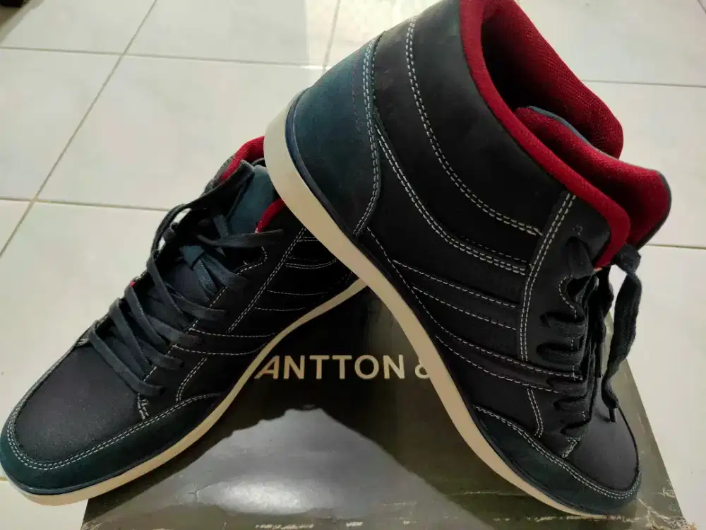 Sepatu fashion pria ANTTON & Co