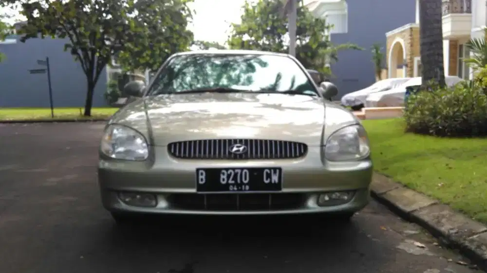 Hyundai Sonata 2.5 V6 AT '01 - Special Order - Satu2nya di Indonesia.