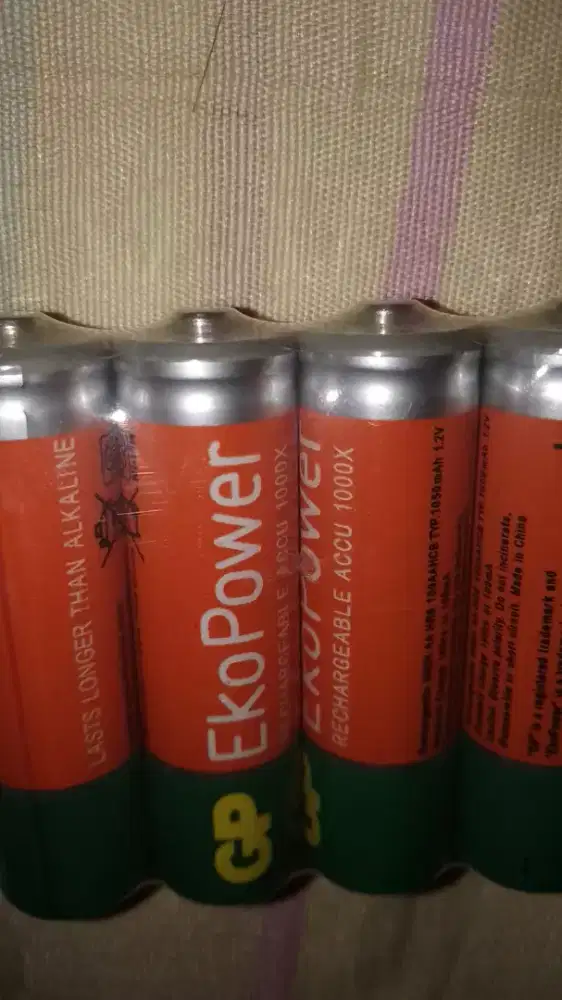 Batery cas isi ulang 1000X 1,2V  baterai charger AA