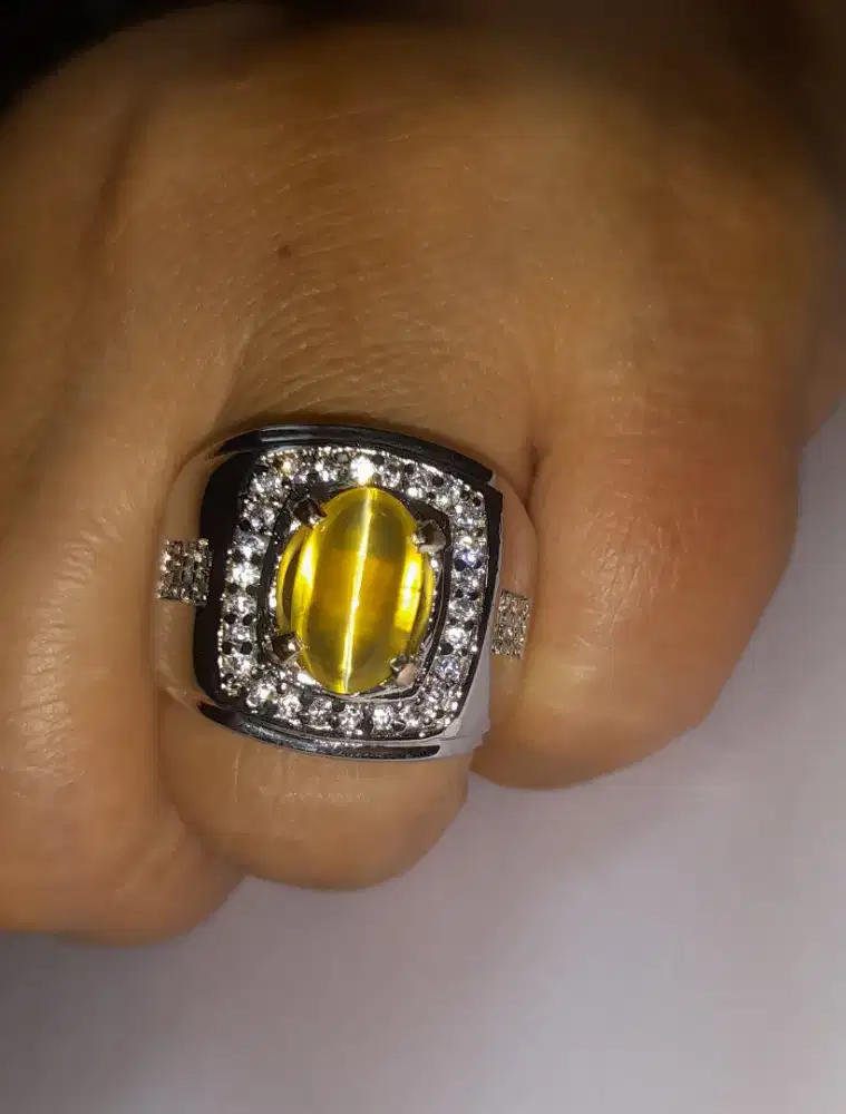 Natural Cat's Eye Opal