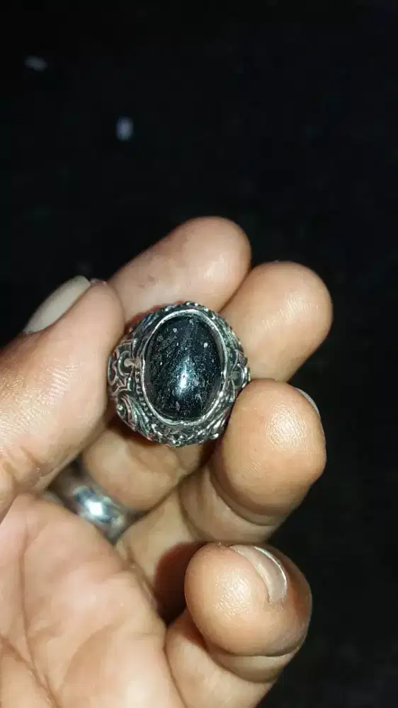 Batu hitam kali bali