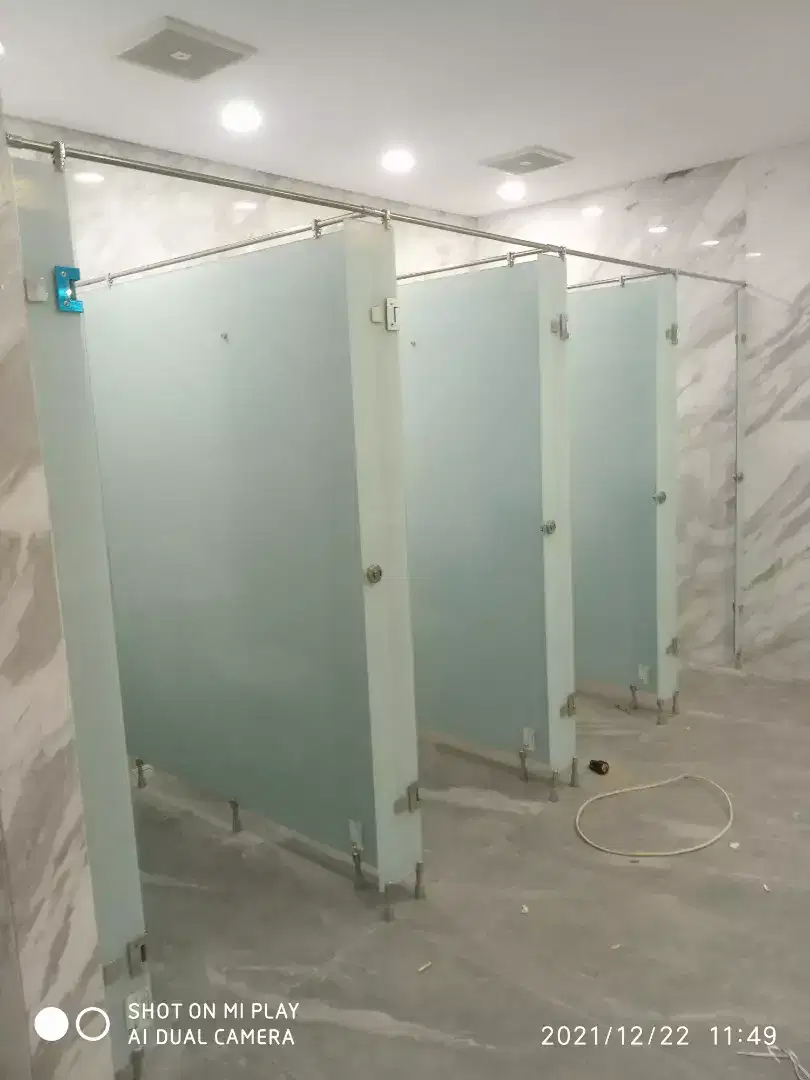 Box kaca kamar mandi / skat kaca shower