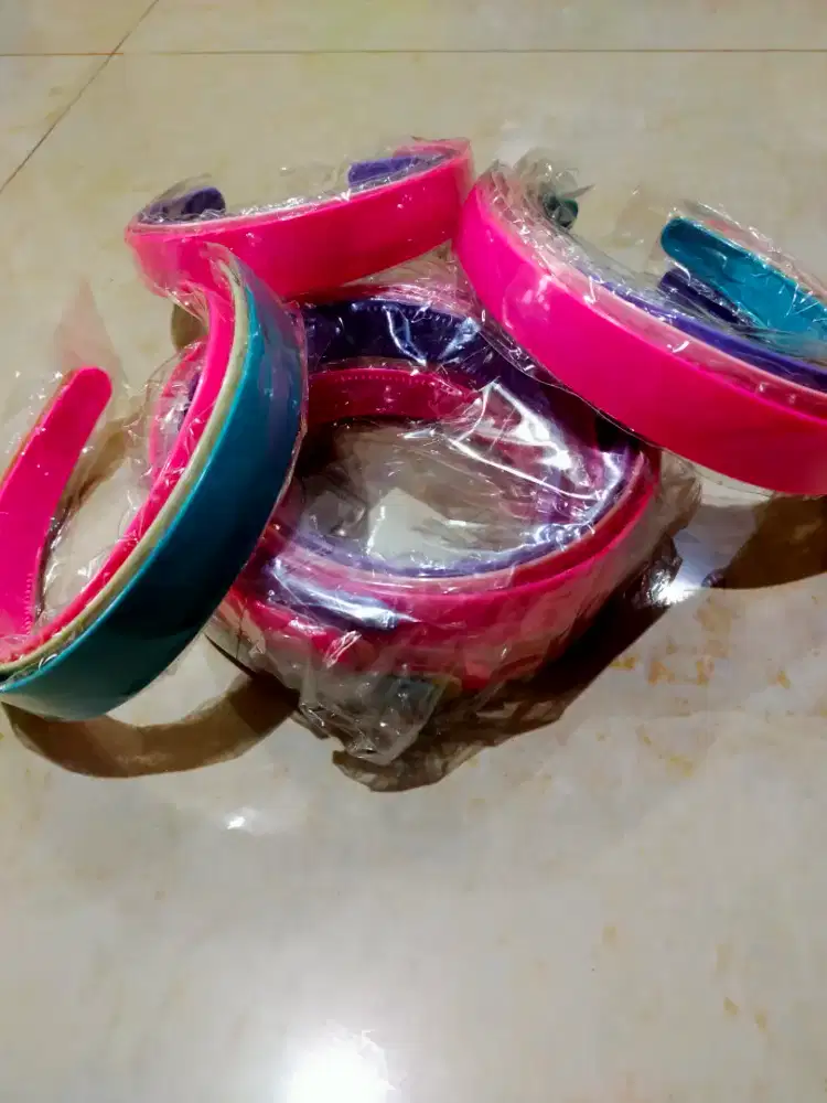 Aksesoris rambut / bando