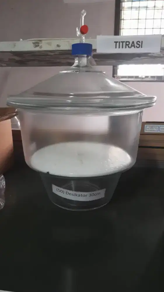 Desiccator non vacum