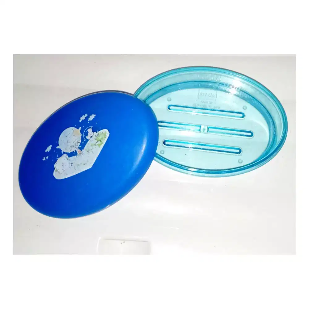 Tempat penyimpanan sabun kamar mandi odol sikat gigi