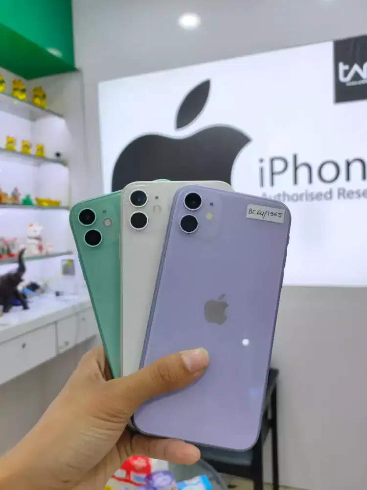 iPhone 11 128GB Purple Second Ex Internasional