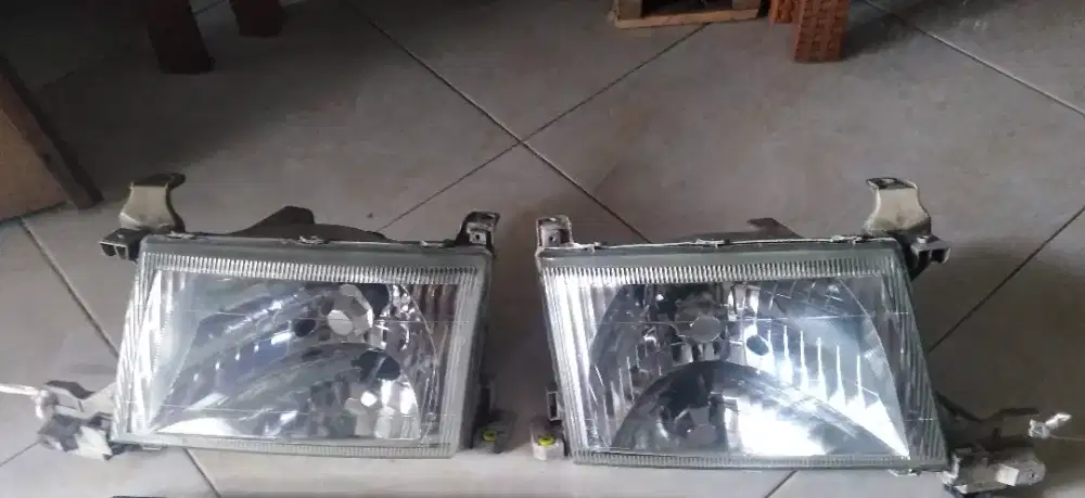 Headlamp toyota kijang Lgx depo
