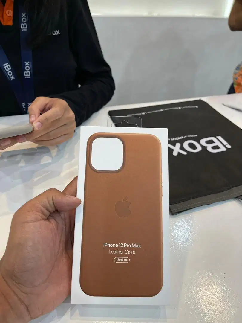 Jual Leather Case iPhone 12 Pro Max with Magsafe