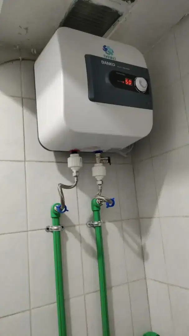 Pasang water heater