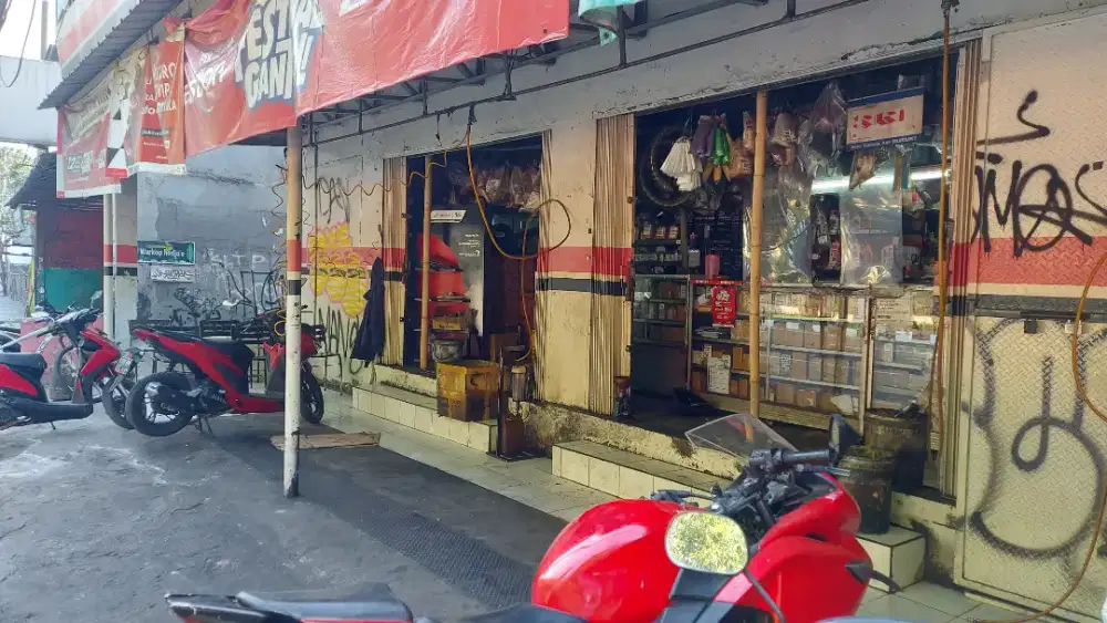 Dibutuhkan mekanik montir sepeda motor yang berpengalaman