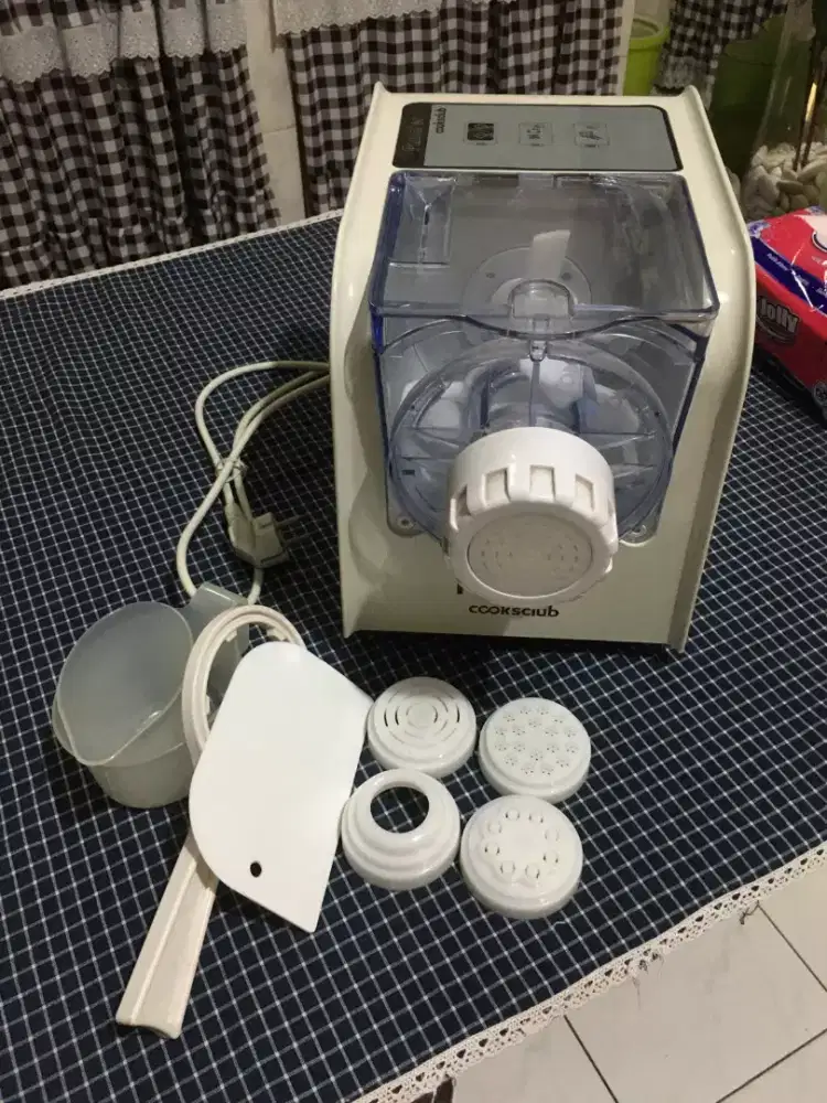 Mesin Pembuat Mie dan Cimi-Cimi