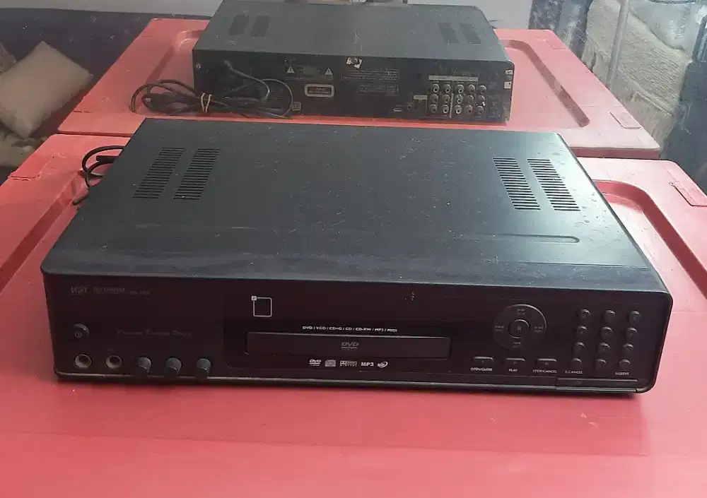 Karaoke player YUNDAI