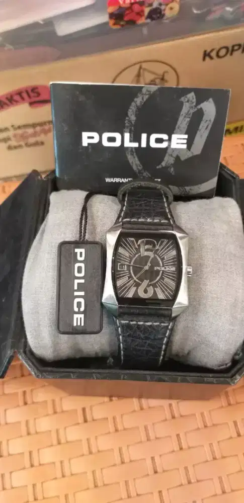 Dijual bu jam folice quart