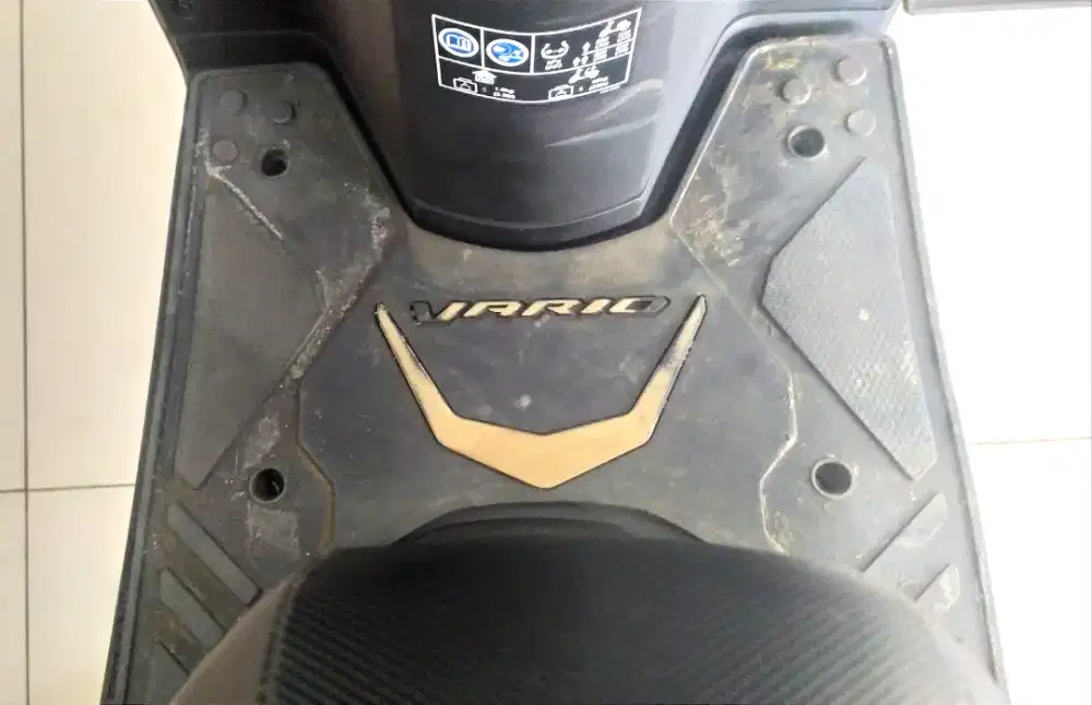 [ ORIGINAL HONDA ] Bordes karpet karet /Rubber Step Floor Vario 160