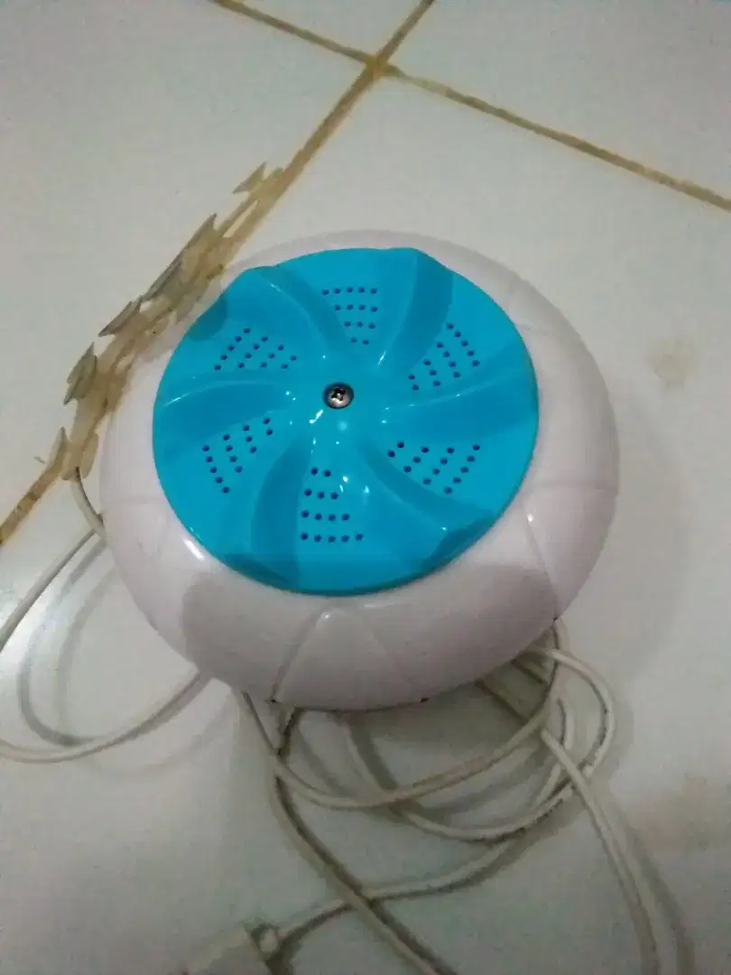 Mini Washing Machine/Alat cuci pakaian portable.