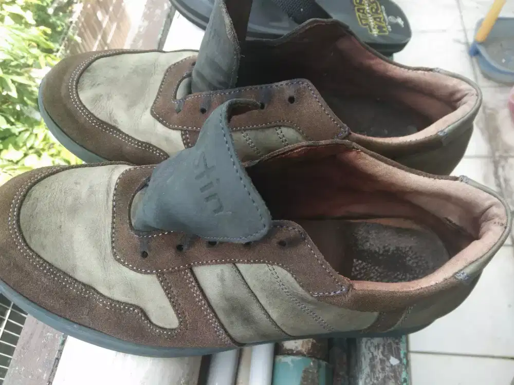 DUSTIN original made in SPAIN size 42