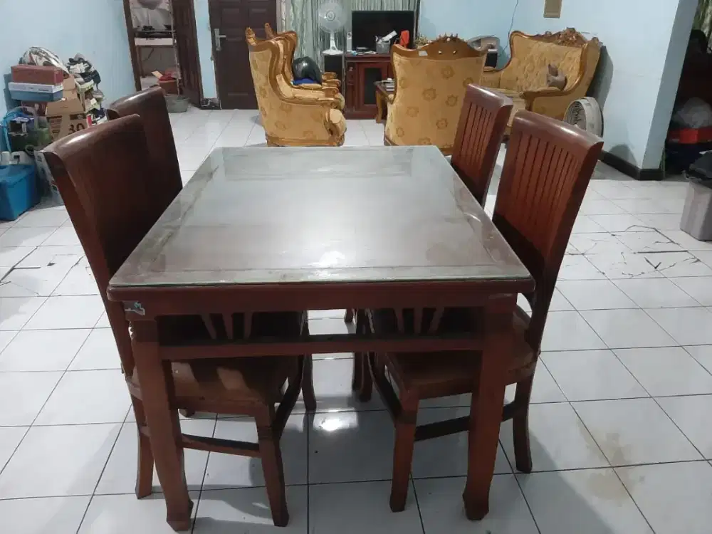 Di jual 1set meja makan