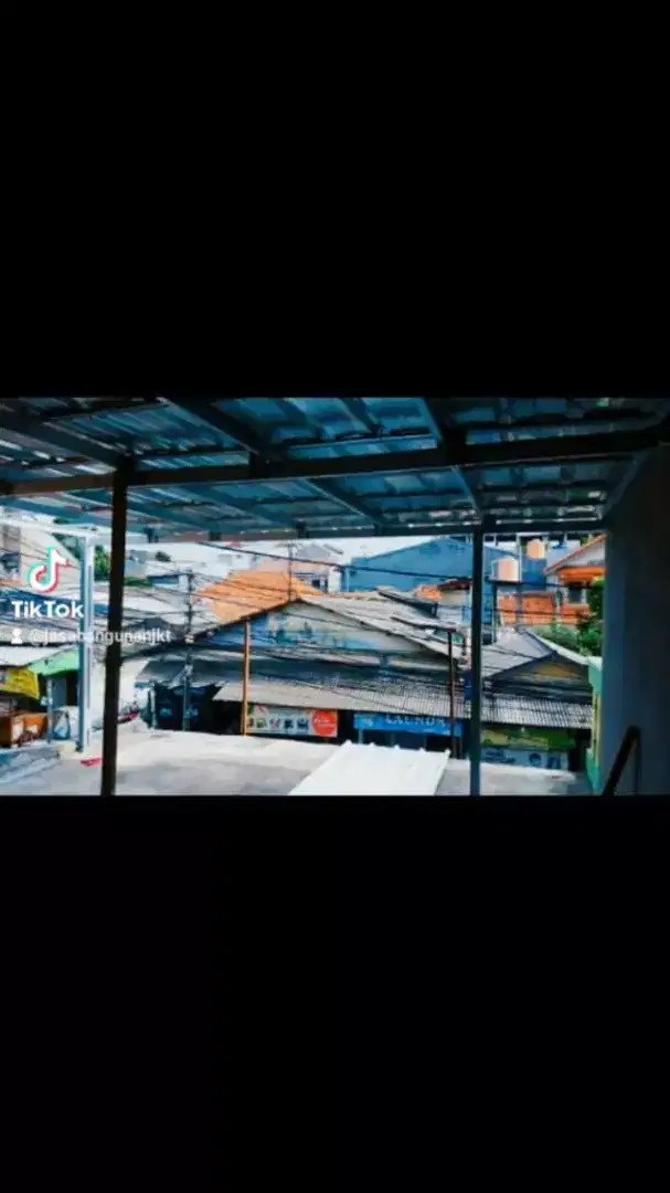 Tukang. Baja ringan panggilan