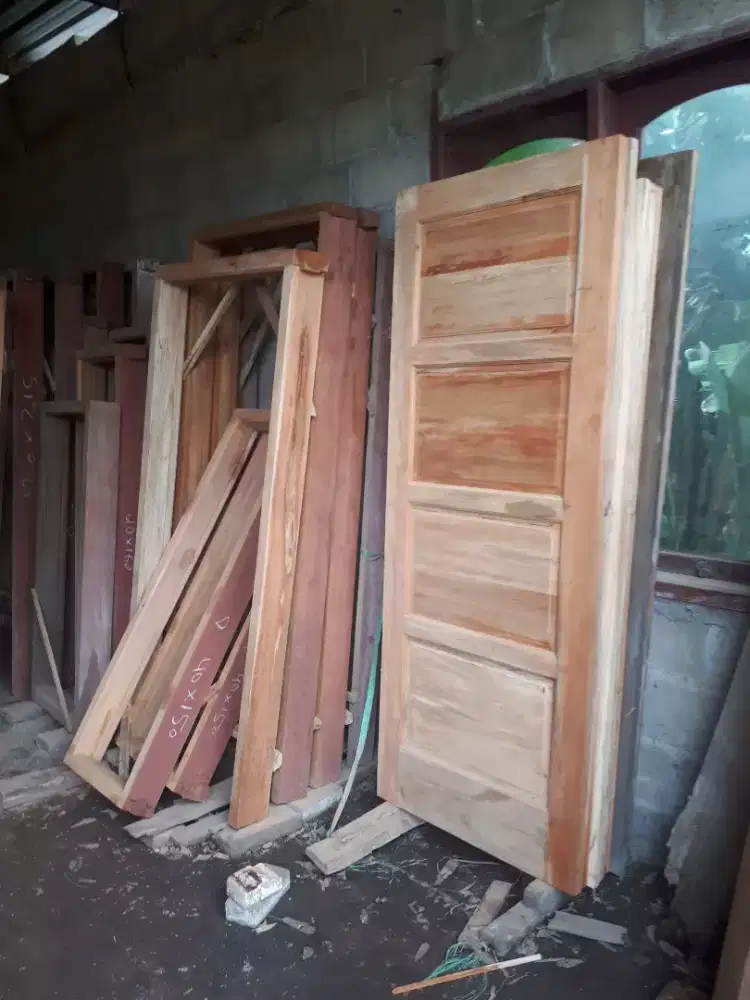 kusen 1set kayu mahoni