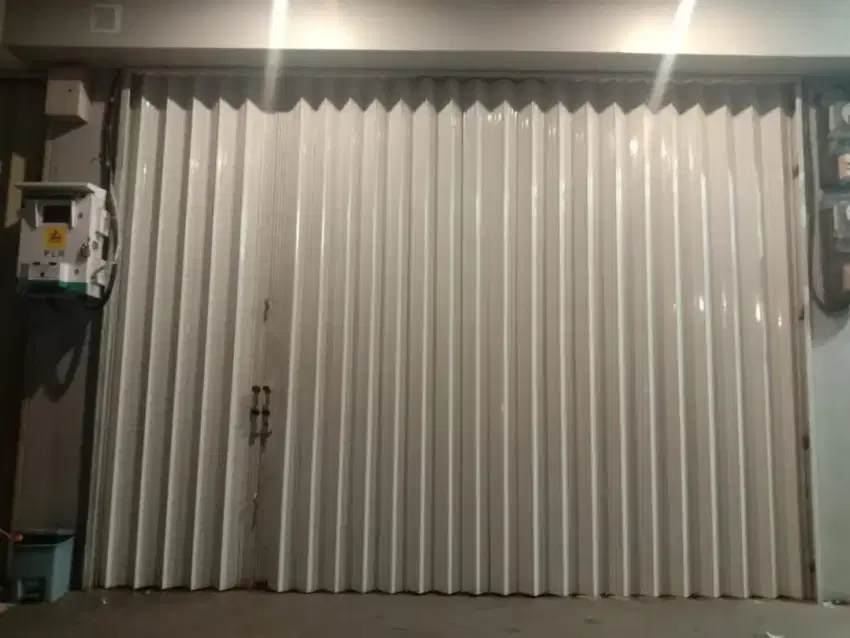 Rolling Door pondok Klpa pondok kopi Raden inten Jakarta timur