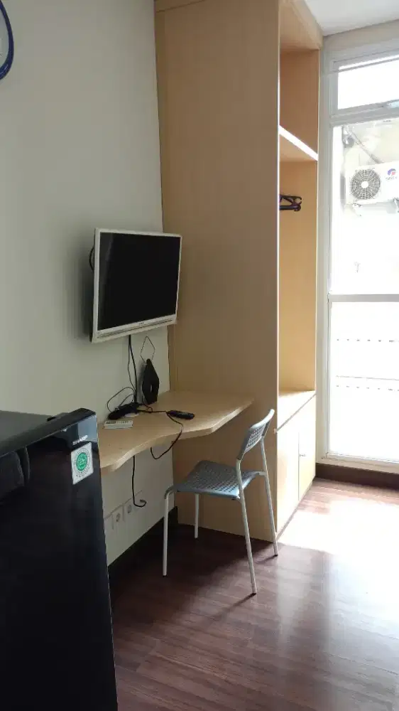 Disewakan murah apart furnished.