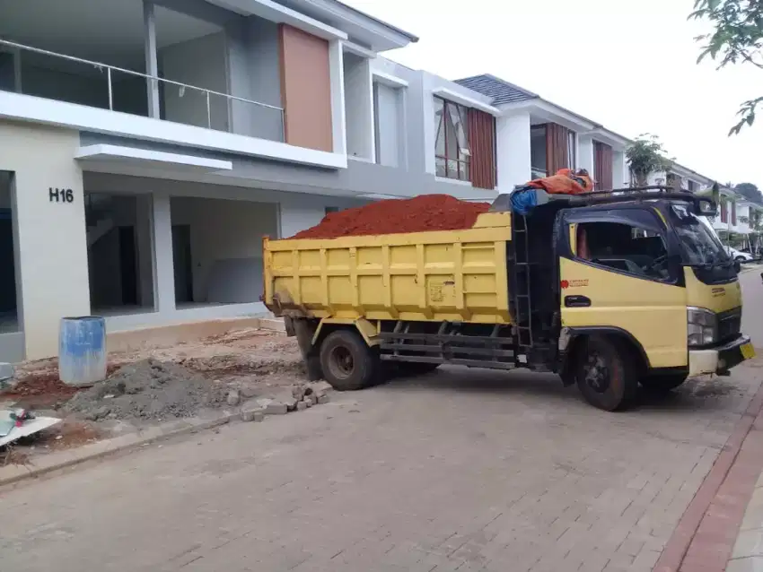 Tanah merah super
