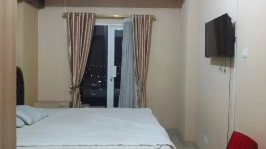 Dijual studio Apartemen Puri Park View Tower B lt 26 furnish hdp pool