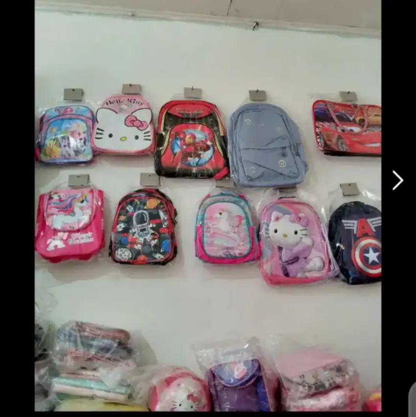 Tas sekolah anak dan dewasa