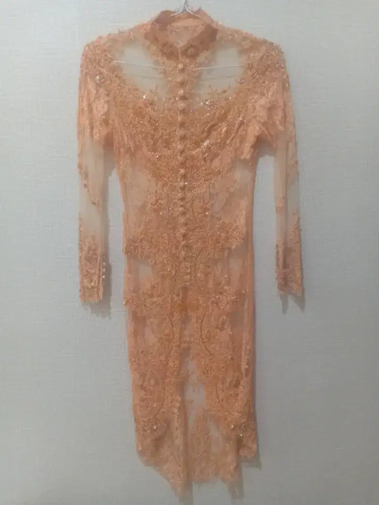 Kebaya Oranye Full Payet
