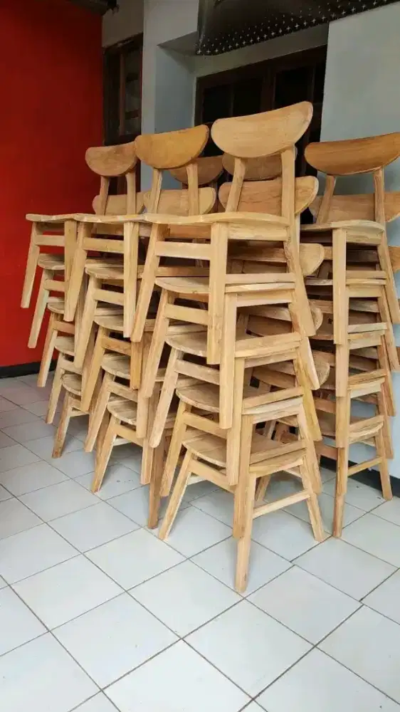 Kursi ropan kursi cafe