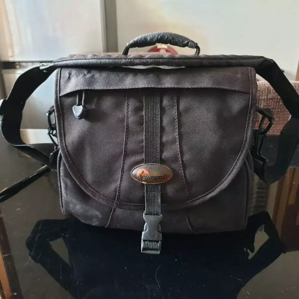 Tas camera LOWEPRO EX 180