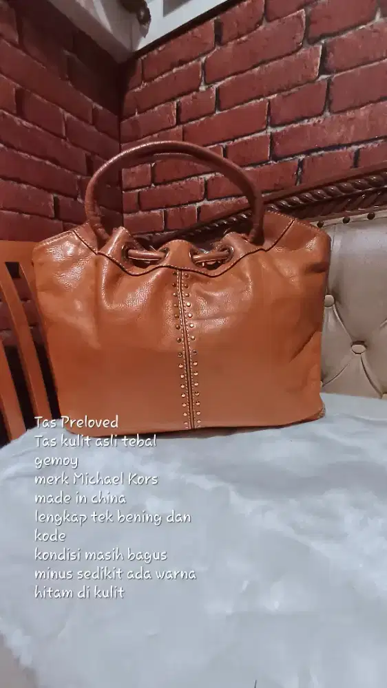 Tas kulit asli (preloved) merek Michael Kors