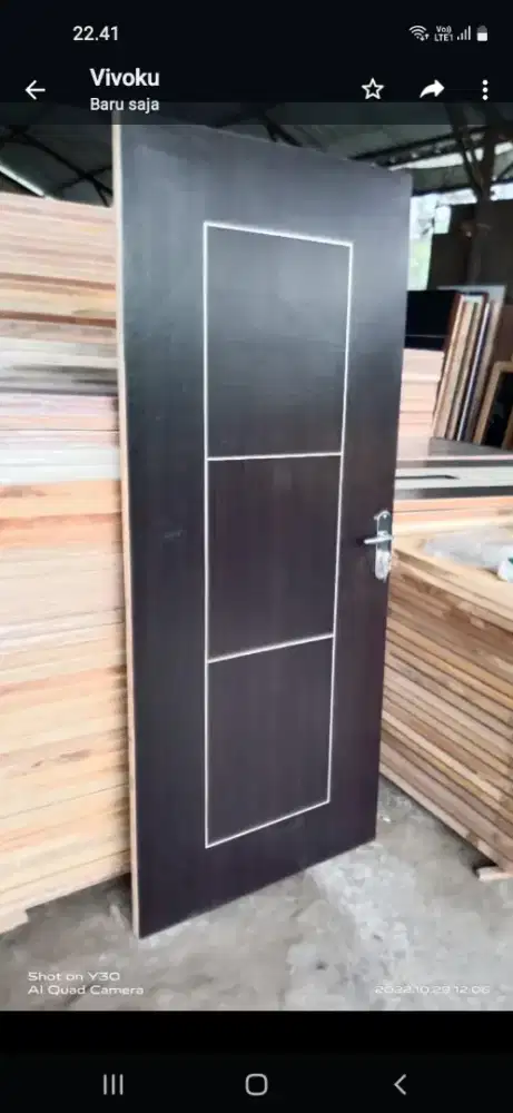 Pintu triplek minimalis