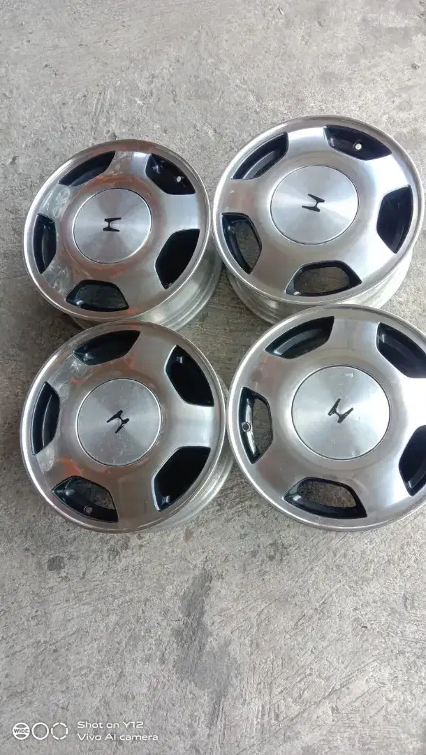 Velg honda ring 15 pcd 114,3 baut 4