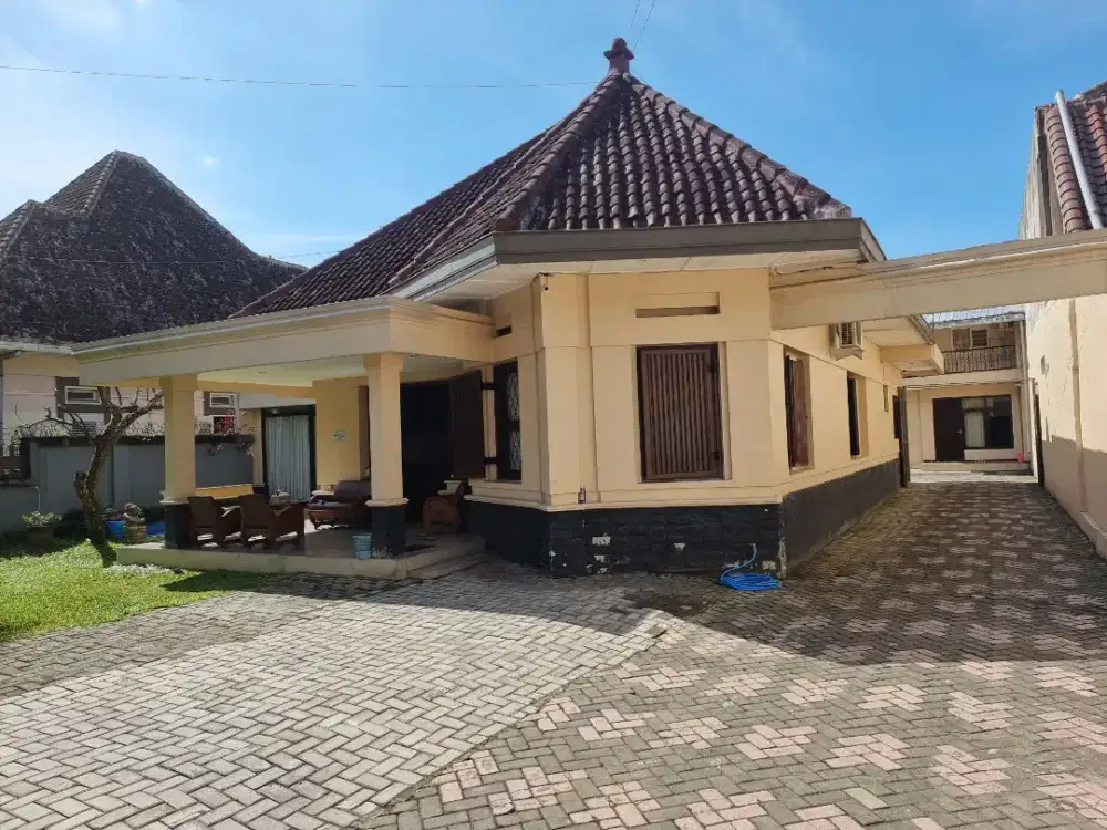 Available,2kmr 1jt Non AC/1,3jtAC