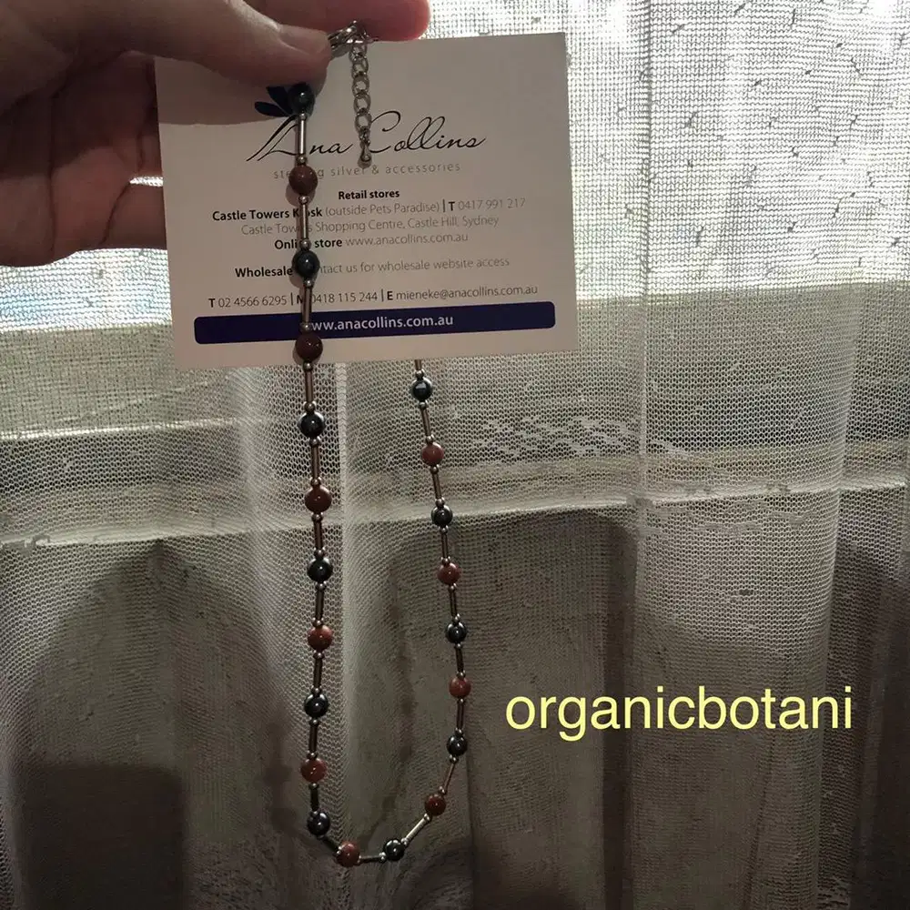 Kalung Necklace Ana Collins Australia Lucky Sparkle Glass Black Beads.
