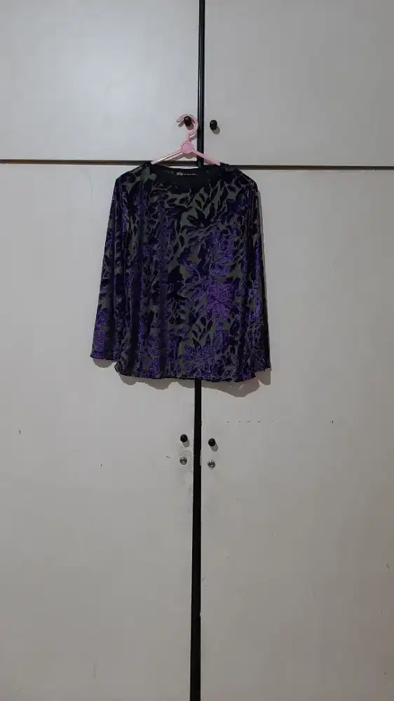 Atasan It's The Age of Spirit