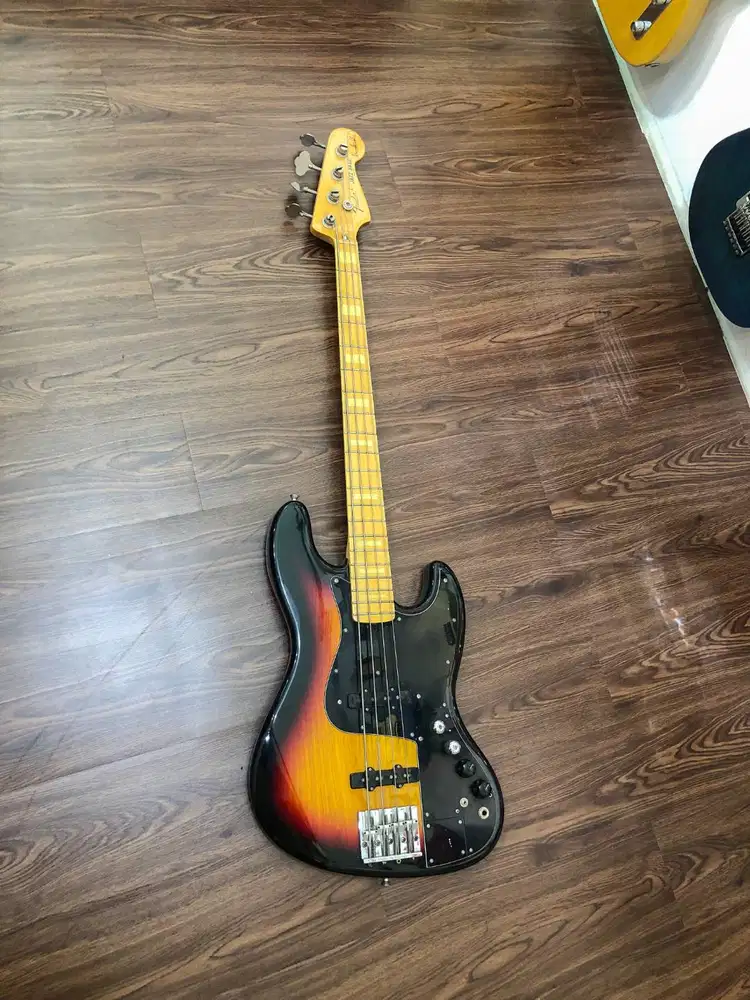 Fender Jazz Bass di Indonesia - OLX Murah Dengan Harga Terbaik - OLX.co.id